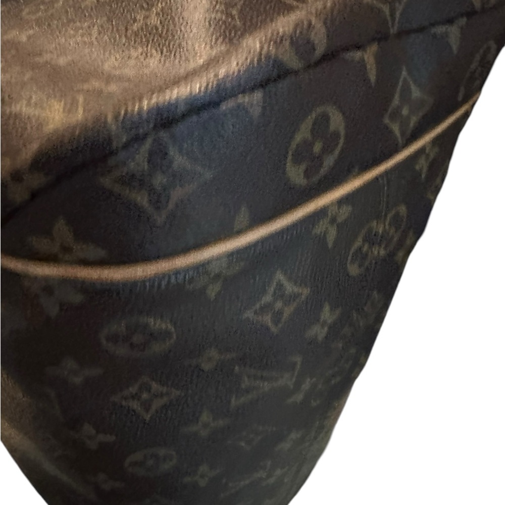 AUTH Louis Vuitton Monogrammed Totally GM Tote with Dust Bag. COA - Picture 15 of 15